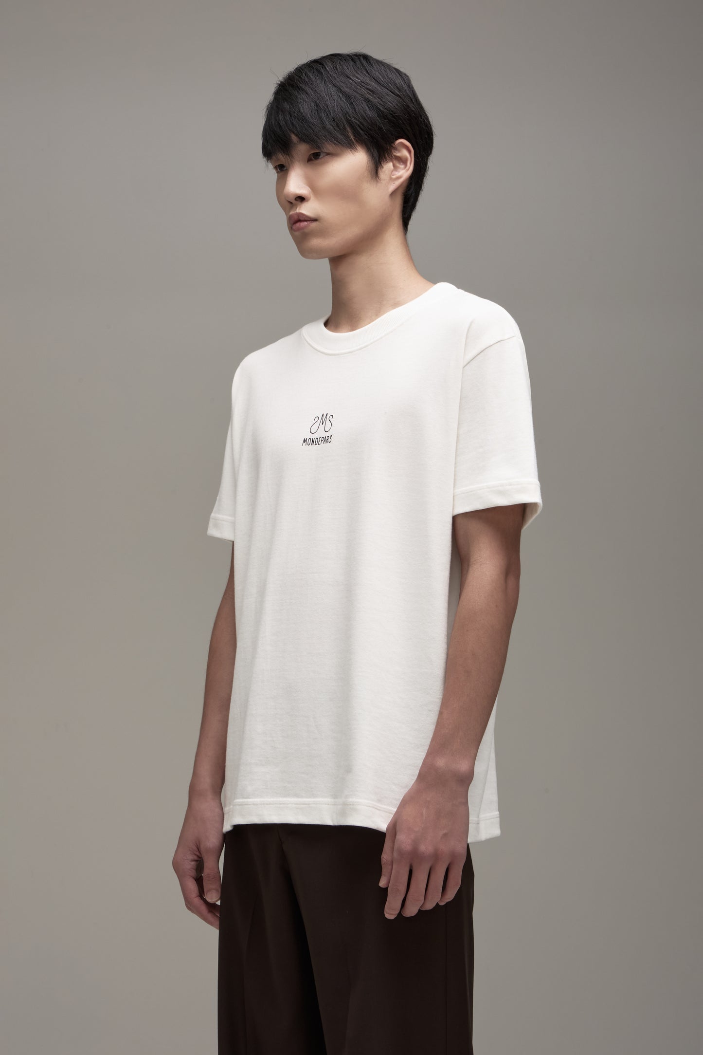 MONDEPARS OFF WHITE T-SHIRT