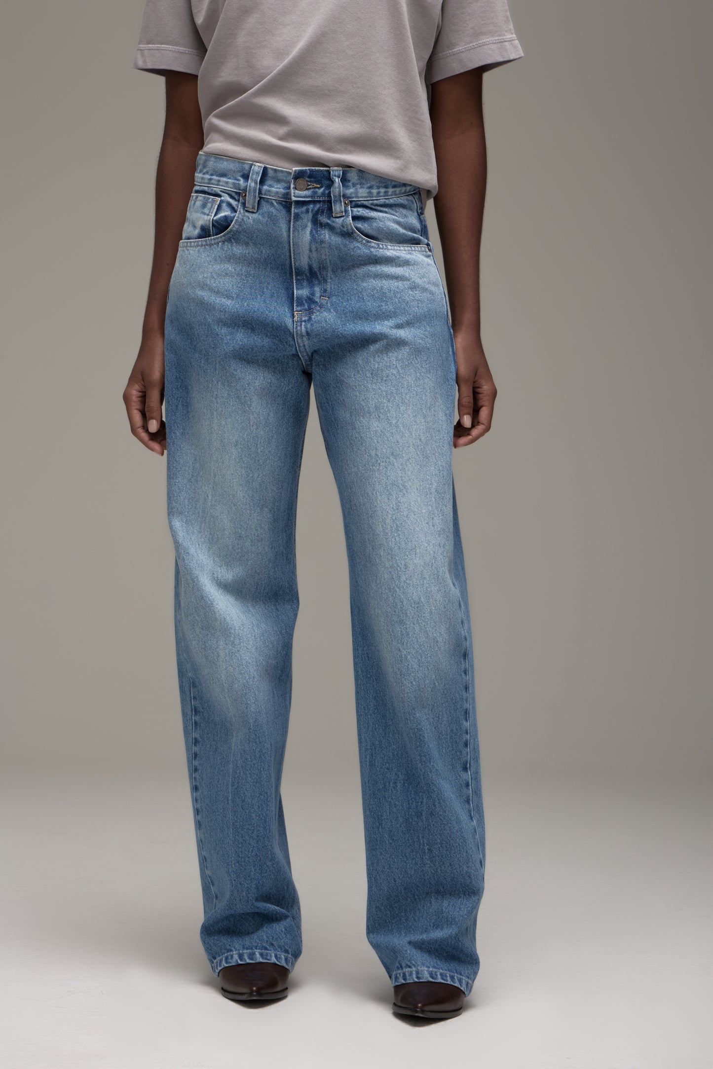 MONDEPARS STRAIGHT JEANS